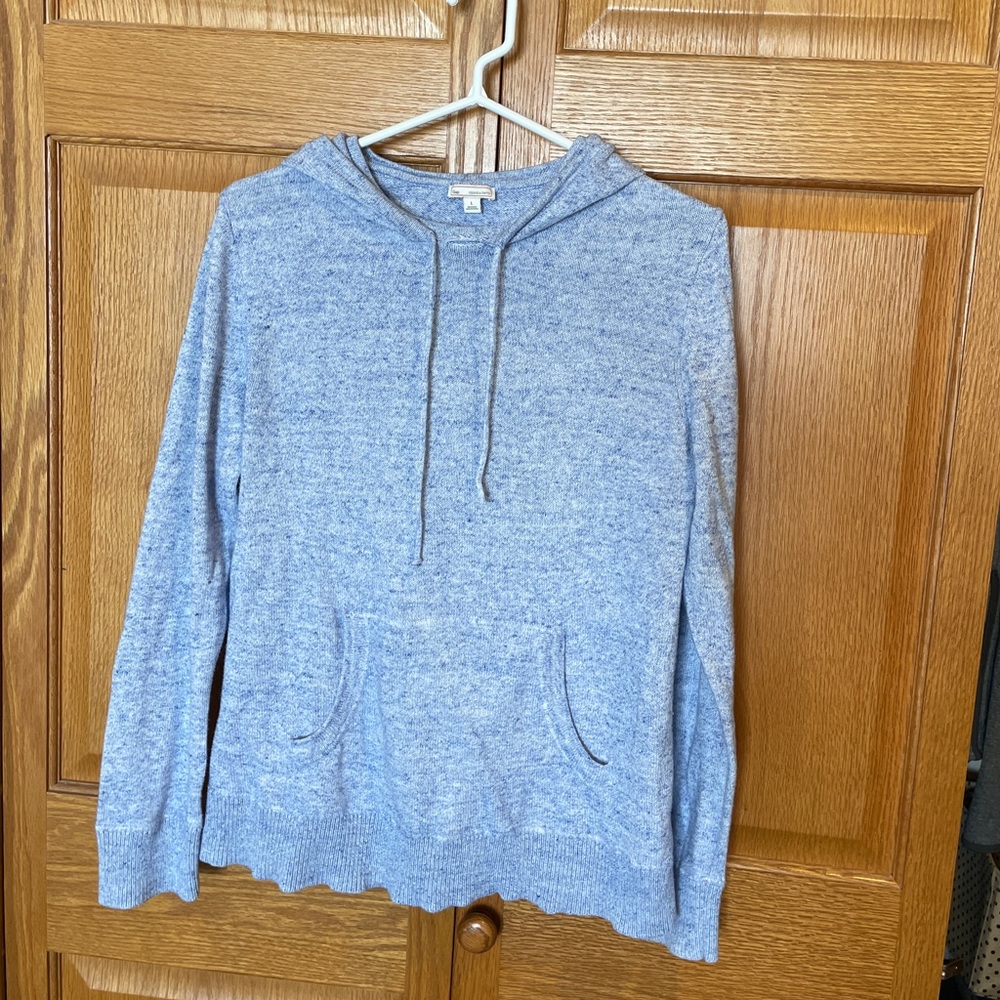 Women’s Gap Hoodie